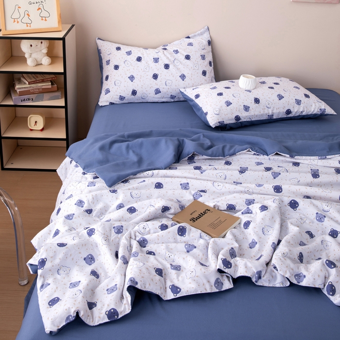 91家纺网 家纺一手货源 找家纺 南北家居 2025新款针织棉双层纱夏被四件套 白点小熊