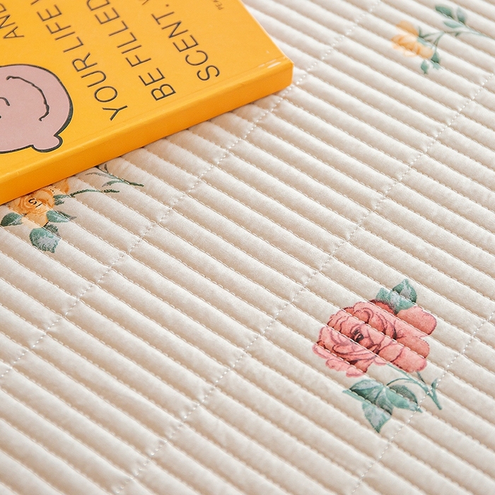 91家纺网 家纺一手货源 找家纺 晨晨家纺2025新款双面全棉床盖款三件套 蝶恋花