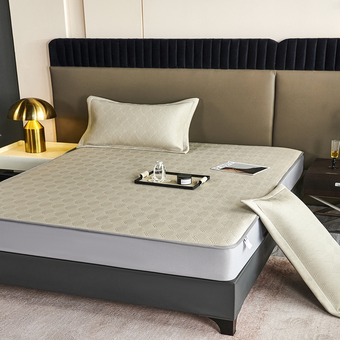 91家纺网 家纺一手货源 找家纺 桂雅居 2025新款高科技冷凝高分子超速凉感软席三件套 香槟金