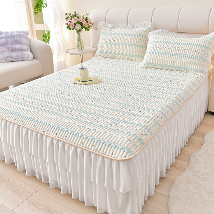 91家纺网 家纺一手货源 找家纺 畅畅家纺 2025新款夏季凉感丝印花足球花凉席夏被夏凉被空调被四件套 足球花-星光灿烂