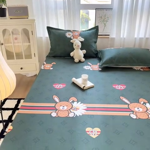 91家纺网 家纺一手货源 找家纺 乐居家纺 2025新款亲肤舒适活性印染水洗冰丝床笠 米妮兔-绿