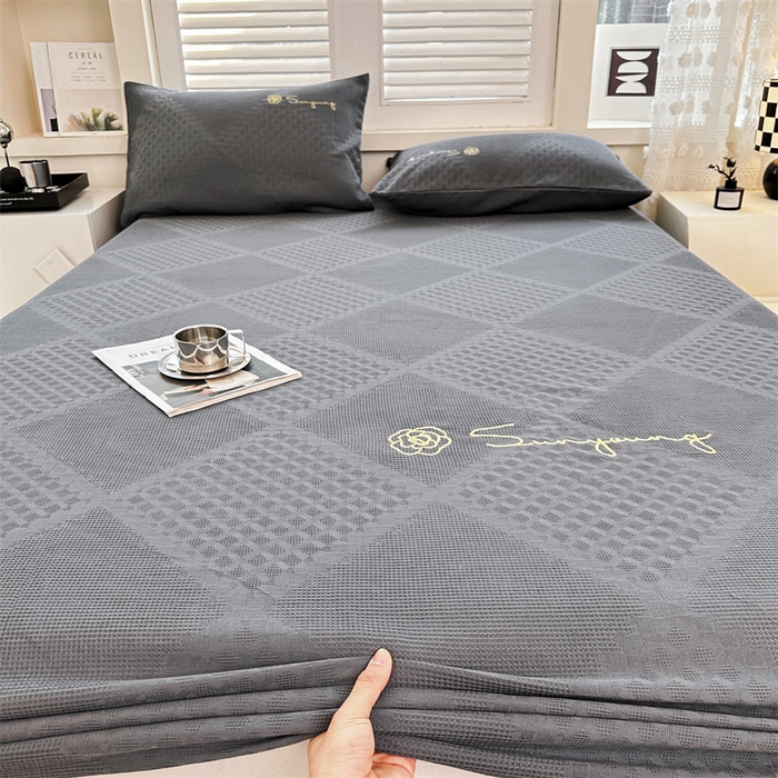 91家纺网 家纺一手货源 找家纺 曼町家居 2025新款全棉华夫格床笠 烟灰