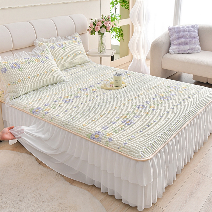 91家纺网 家纺一手货源 找家纺 畅畅家纺 2025新款夏季凉感丝印花足球花凉席夏被夏凉被空调被四件套 足球花-花香四溢