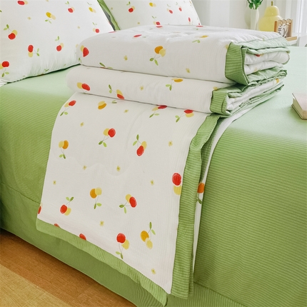 南北家居 2025新款亲肤泡泡棉提花夏被 甜蜜樱桃