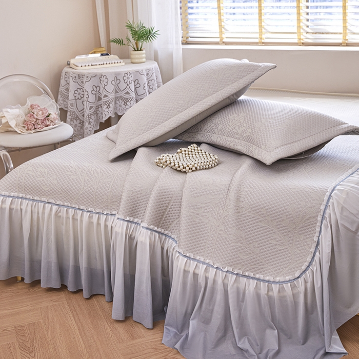 91家纺网 家纺一手货源 找家纺 桂雅居 2025春夏新款高分子凉席三件套床裙款 优雅灰