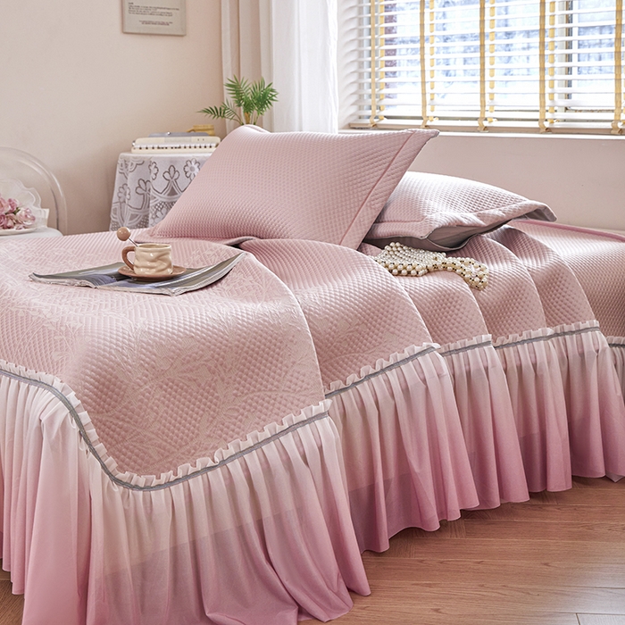 91家纺网 家纺一手货源 找家纺 桂雅居 2025春夏新款高分子凉席三件套床裙款 豆蔻粉