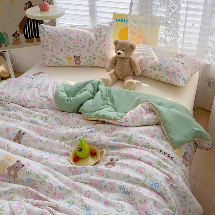 91家纺网 家纺一手货源 找家纺 美派工厂店2025新款水洗邹邹纱夏被 静谧