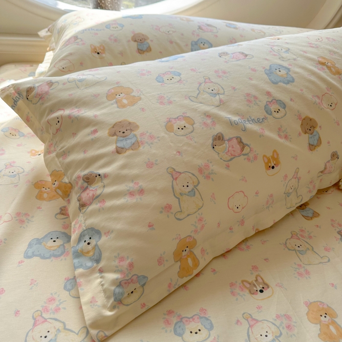 91家纺网 家纺一手货源 找家纺 百寐 2025新款13372全棉纯棉印花双人枕套+同款床单 泡芙狗