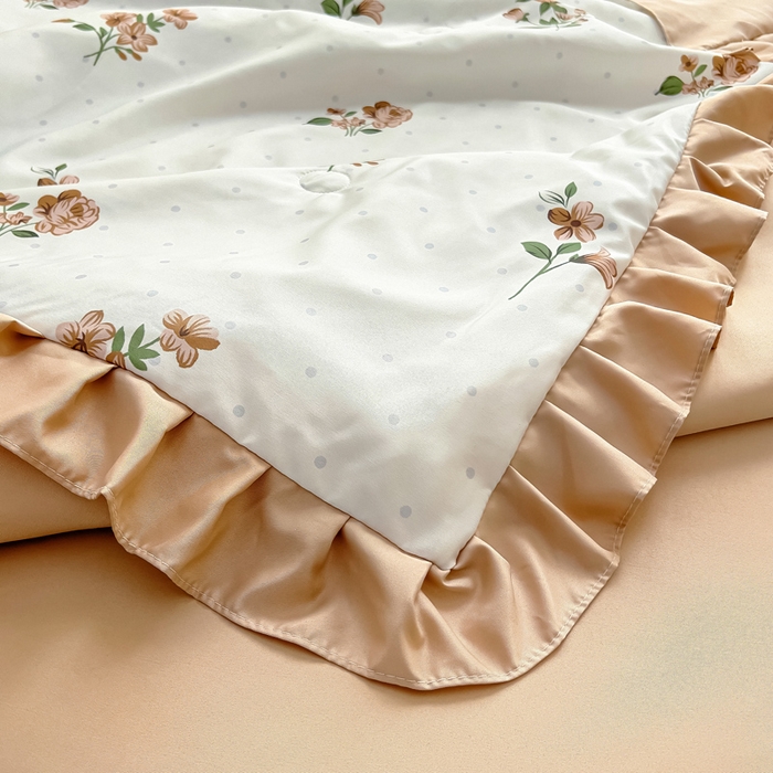 91家纺网 家纺一手货源 找家纺 找底底家纺 2025新款60S水洗天丝夏被夏凉被空调被床裙四件套 甜甜花香