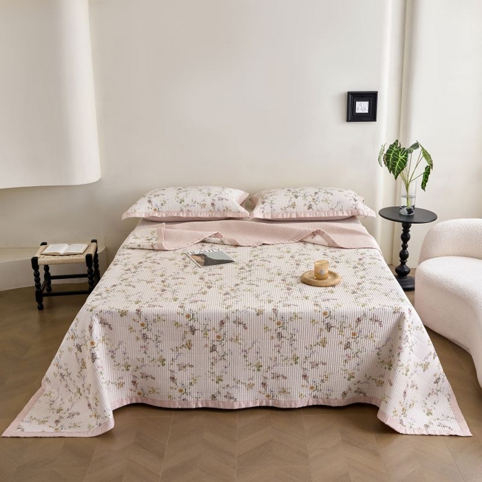 91家纺网 家纺一手货源 找家纺 黛舒家居2025新款天丝水洗印花夏被床盖三件套 小雨录