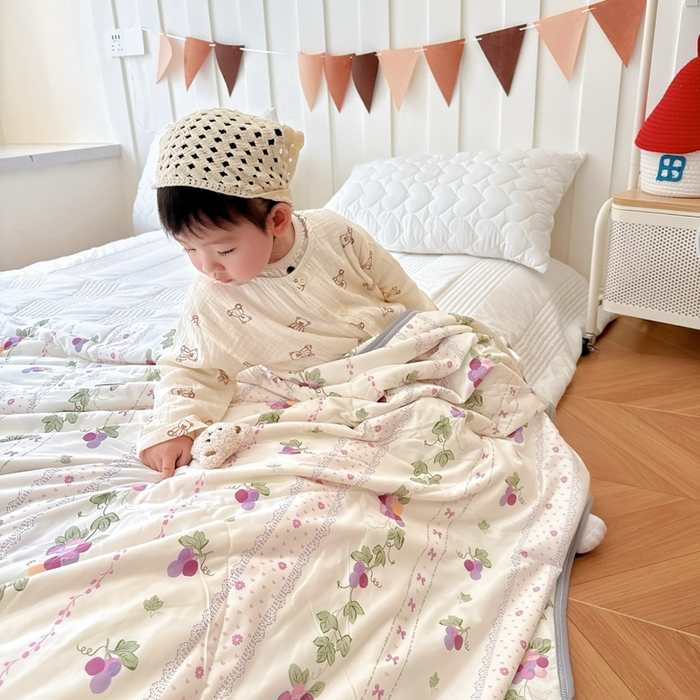 91家纺网 家纺一手货源 找家纺 兜米  2025夏季A类针织棉夏凉被小清新卡通双面针织棉空调被子被芯 小葡萄