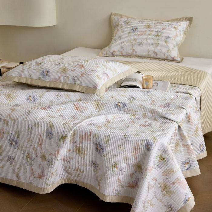 91家纺网 家纺一手货源 找家纺 黛舒家居2025新款天丝水洗印花夏被床盖三件套 樱岛春漫