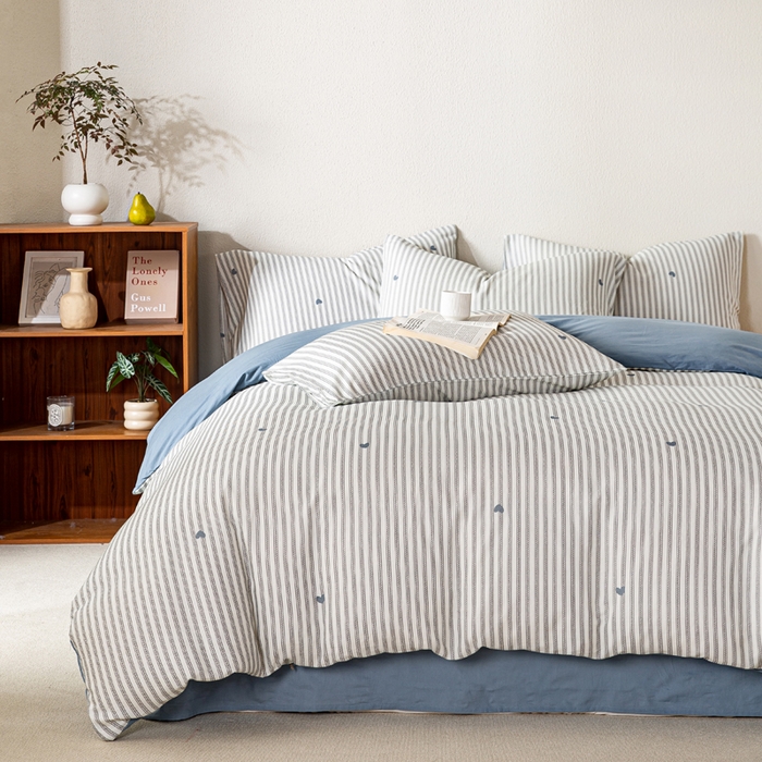 91家纺网 家纺一手货源 找家纺 2025新款全棉水洗棉双层纱印花四件套 悦吟-蓝