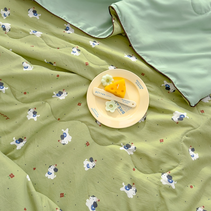 91家纺网 家纺一手货源 找家纺 美派工厂店2025新款水洗邹邹纱夏被 一只绿狗