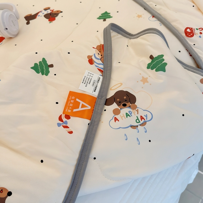 91家纺网 家纺一手货源 找家纺 兜米  2025夏季A类针织棉夏凉被小清新卡通双面针织棉空调被子被芯 平安小狗