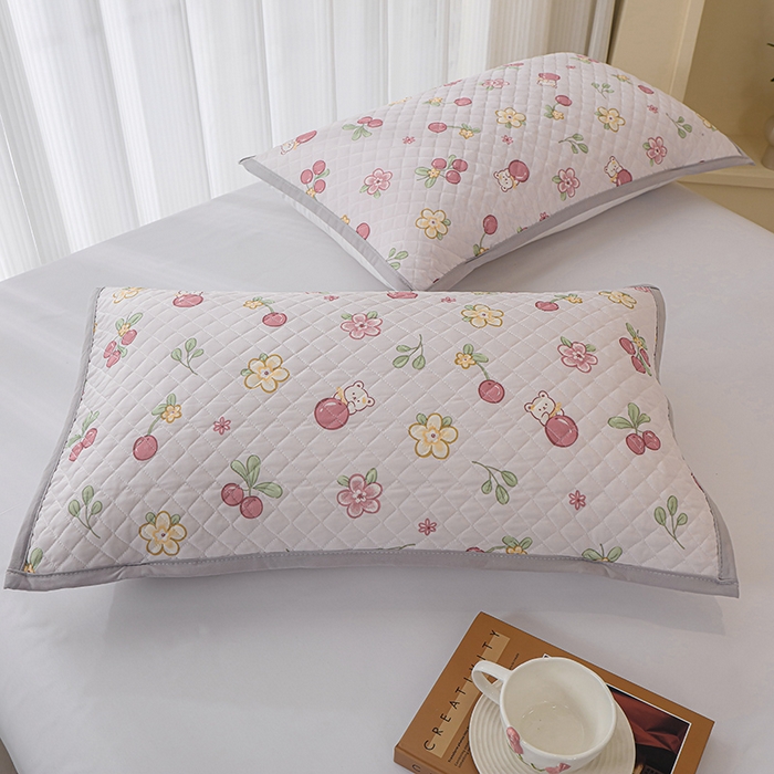 91家纺网 家纺一手货源 找家纺 美宜家 2025新款凉感丝绗缝夹棉印花枕巾 冰果50x80cm一只