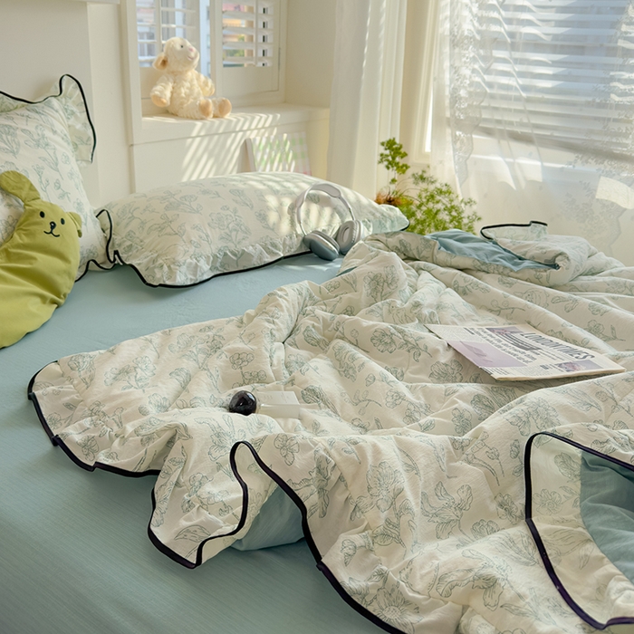 91家纺网 家纺一手货源 找家纺 慕尚 2025新款云感棉花边夏凉被空调被 花遇兔