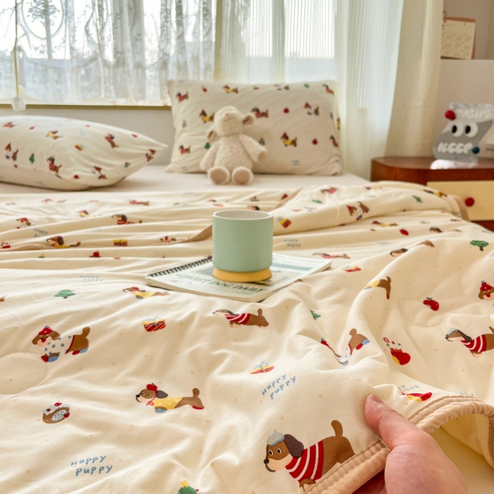 91家纺网 家纺一手货源 找家纺 葡萄家 2025新款A类母婴级大豆纤维牛奶丝针织棉夏凉被空调被-系列二 腊肠甜心