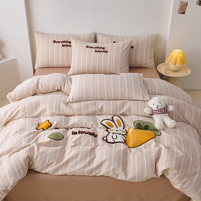 91家纺网 家纺一手货源 找家纺 爱思佳2025新款全棉双层纱毛巾绣系列四件套 萝卜兔