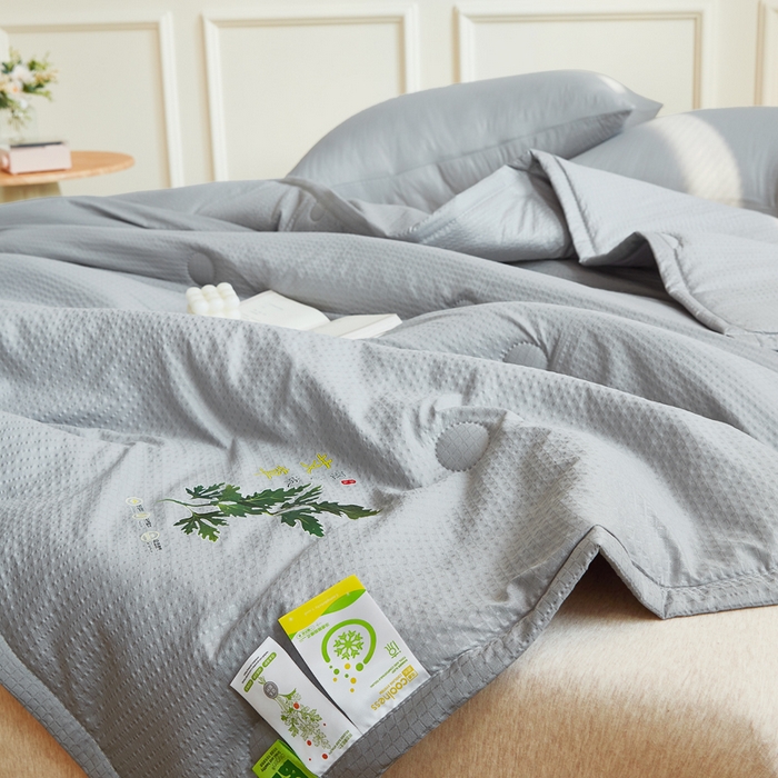 91家纺网 家纺一手货源 找家纺 欧雅搁家纺 2025新款纯色艾草驱蚊夏凉被 高级灰