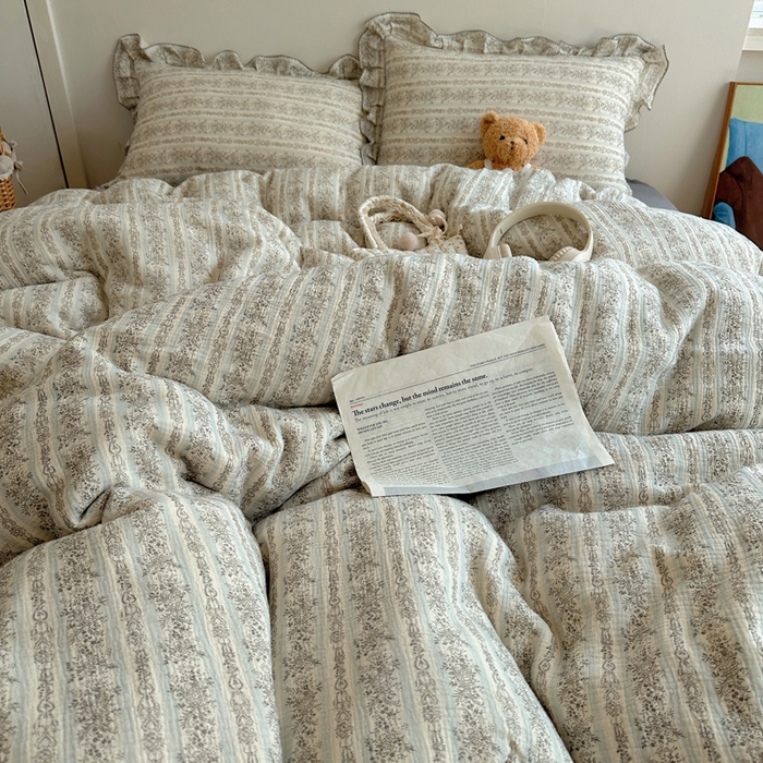 91家纺网 家纺一手货源 找家纺 2025新韩版花边全棉双层皱皱纱布四件套 白兰地