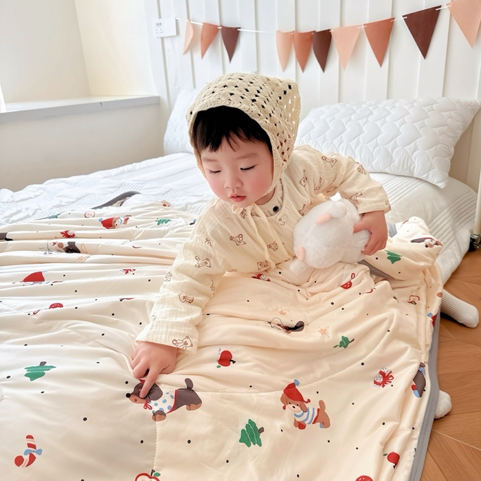 91家纺网 家纺一手货源 找家纺 兜米  2025夏季A类针织棉夏凉被小清新卡通双面针织棉空调被子被芯 平安小狗