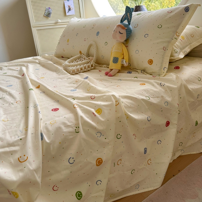 91家纺网 家纺一手货源 找家纺 百寐 2025新款13372全棉纯棉印花双人枕套+同款床单 多彩笑脸