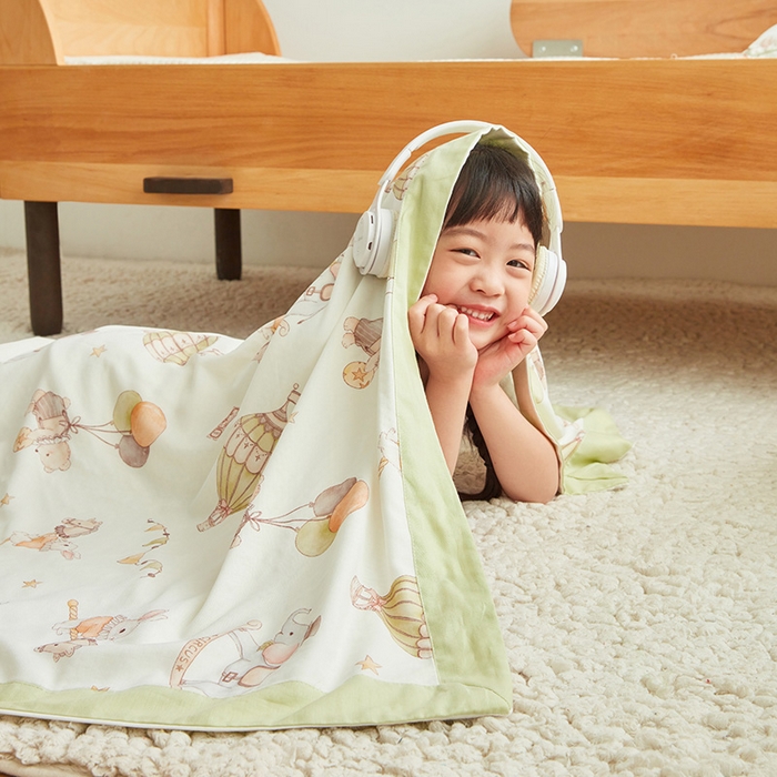 91家纺网 家纺一手货源 找家纺 嗨生活 2025年新品天竹系列A类竹纤维四层纱儿童盖毯 幼儿园夏被夏凉被空调被 缤纷马戏团