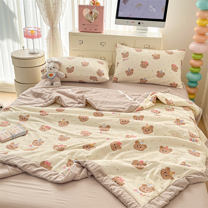 91家纺网 家纺一手货源 找家纺 美梦里 2025新款A类水洗棉棉花夏被 夏凉被空调被 小熊泡芙