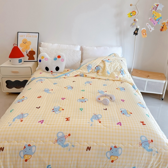 91家纺网 家纺一手货源 找家纺 兜米  2025夏季A类针织棉夏凉被小清新卡通双面针织棉空调被子被芯 字母小象