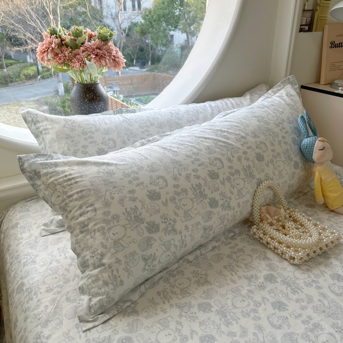 91家纺网 家纺一手货源 找家纺 百寐 2025新款13372全棉纯棉印花双人枕套+同款床单 布朗熊