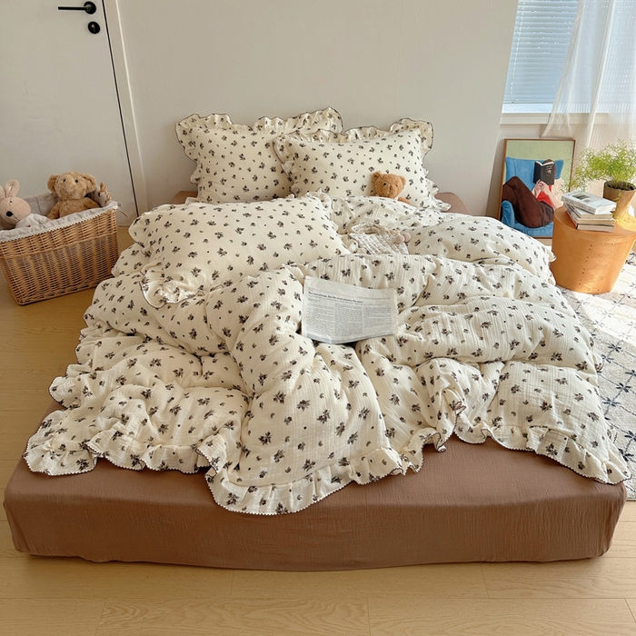 91家纺网 家纺一手货源 找家纺 2025新韩版花边全棉双层皱皱纱布四件套 清冷紫葡萄