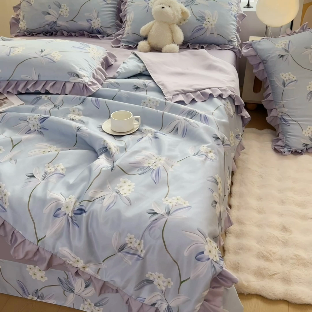 91家纺网 家纺一手货源 找家纺 找底底家纺 2025新款60S水洗天丝夏被夏凉被空调被床裙四件套 摇曳花香