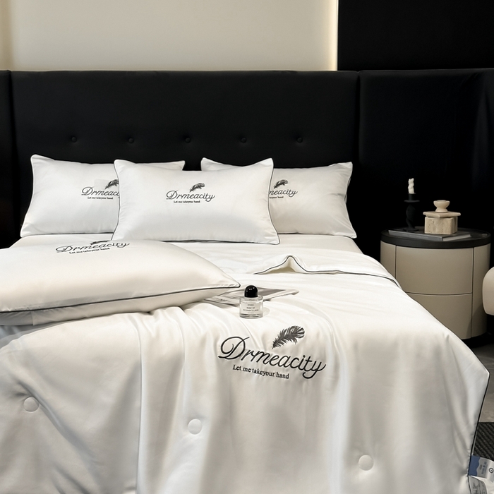 91家纺网 家纺一手货源 找家纺 牛牛家纺 2025新款水洗真丝刺绣夏被夏凉被空调被四件套 梦羽-本白