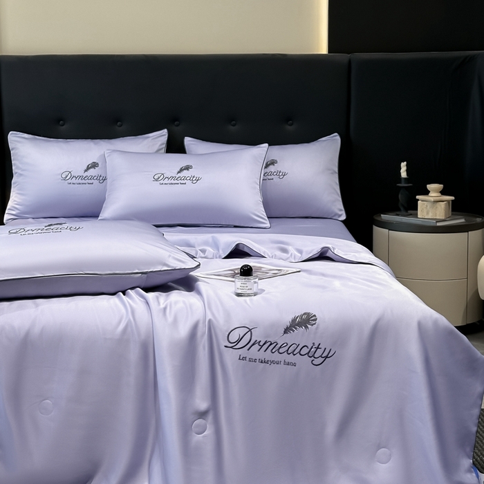 91家纺网 家纺一手货源 找家纺 牛牛家纺 2025新款水洗真丝刺绣夏被夏凉被空调被四件套 梦羽-星黛紫