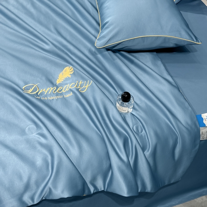 91家纺网 家纺一手货源 找家纺 牛牛家纺 2025新款水洗真丝刺绣夏被夏凉被空调被四件套 梦羽-宾利蓝