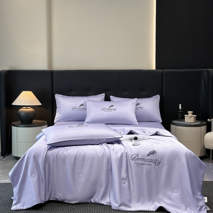 91家纺网 家纺一手货源 找家纺 牛牛家纺 2025新款水洗真丝刺绣夏被夏凉被空调被四件套 梦羽-星黛紫