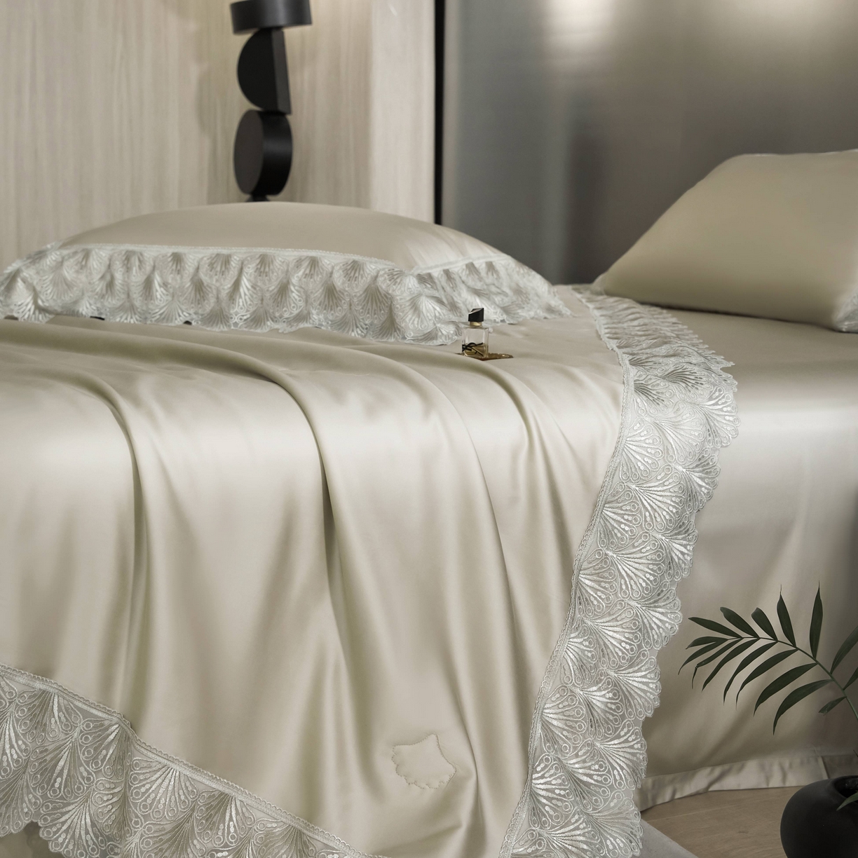 91家纺网 家纺一手货源 找家纺 （总）榻尚家居 2025春夏新款天丝棉蕾丝夏被夏凉被空调被床盖四件套-沐颜