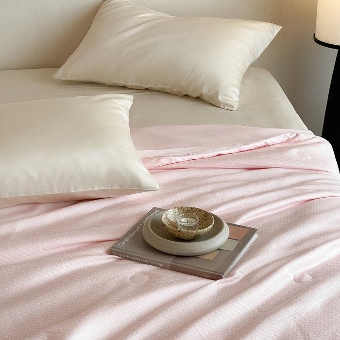 91家纺网 家纺一手货源 找家纺 （总）茧羽世家 2025新款流光星熠系列小提花夏被被子被芯