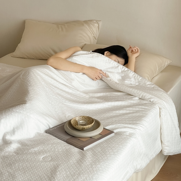 茧羽世家 2025新款流光星熠系列小提花夏被被子被芯 凌格白
