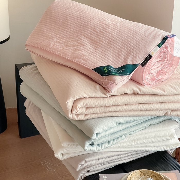 91家纺网 家纺一手货源 找家纺 茧羽世家 2025新款流光星熠系列小提花夏被被子被芯 组合