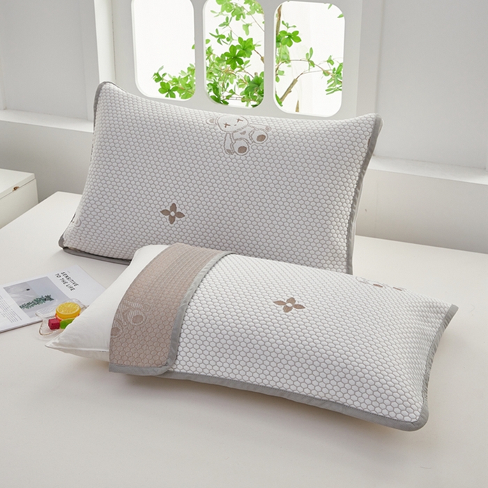 91家纺网 家纺一手货源 找家纺 （总）翎盈家纺 2025新款夏季卡通凉感冰豆豆枕巾可水洗枕头巾单枕巾