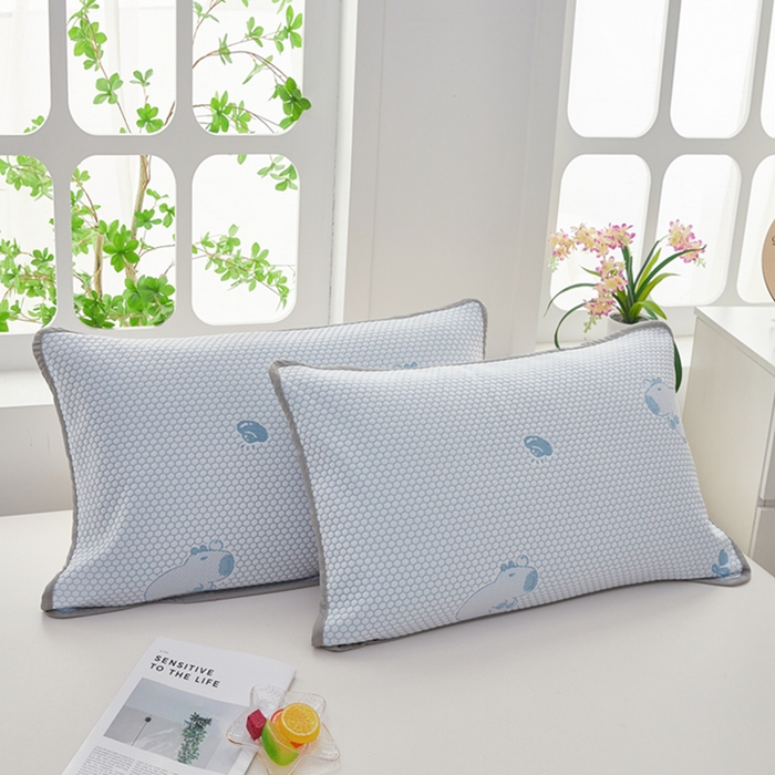 91家纺网 家纺一手货源 找家纺 翎盈家纺 2025新款夏季卡通凉感冰豆豆枕巾可水洗枕头巾单枕巾 卡皮巴拉蓝52x76cm/只