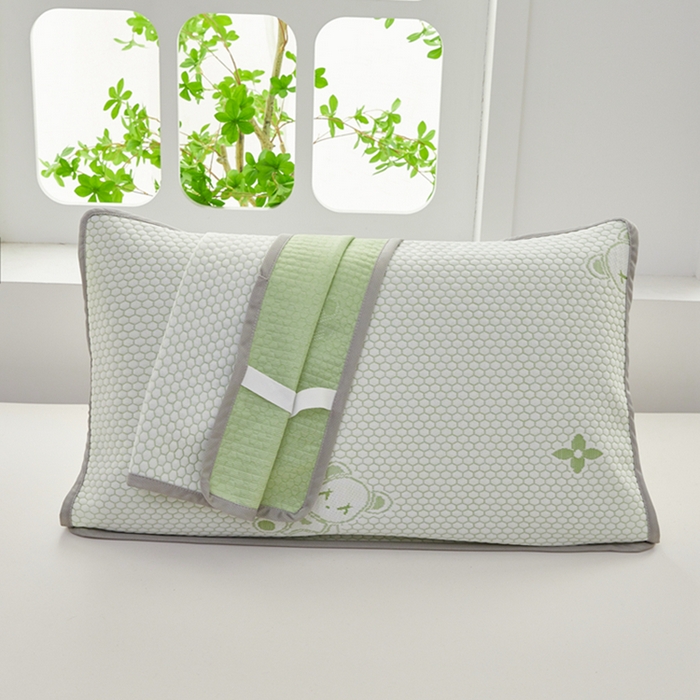 91家纺网 家纺一手货源 找家纺 翎盈家纺 2025新款夏季卡通凉感冰豆豆枕巾可水洗枕头巾单枕巾 小熊绿52x76cm/对