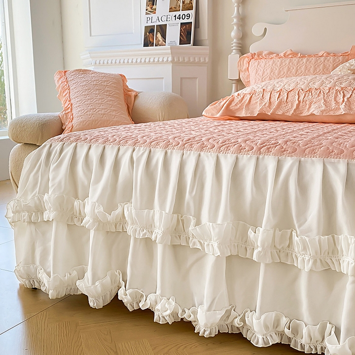 91家纺网 家纺一手货源 找家纺 （总）花香四季家纺 2025新款法式夹棉绗缝床裙单件三件套蕾丝公主风-可可甜心