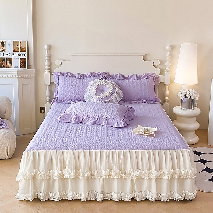 91家纺网 家纺一手货源 找家纺 花香四季家纺 2025新款法式夹棉绗缝床裙单件三件套蕾丝公主风-可可甜心 可可甜心-紫