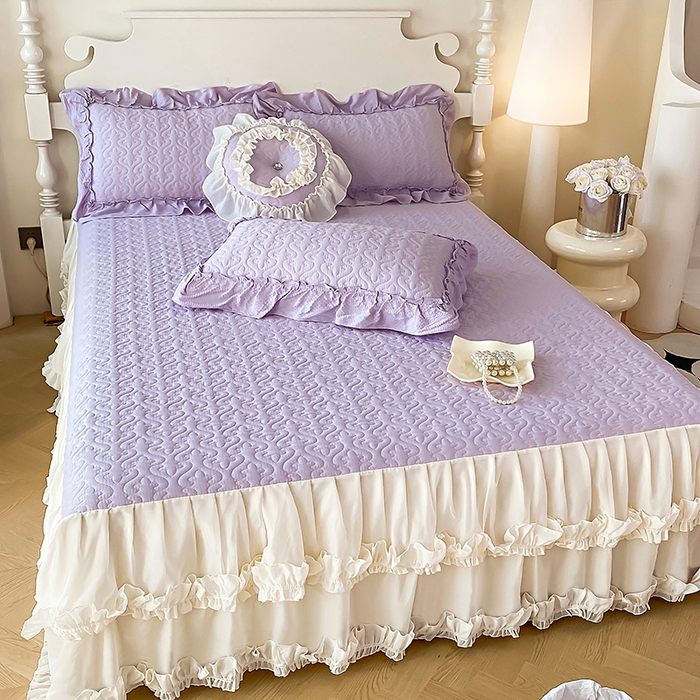 91家纺网 家纺一手货源 找家纺 花香四季家纺 2025新款法式夹棉绗缝床裙单件三件套蕾丝公主风-可可甜心 可可甜心-紫