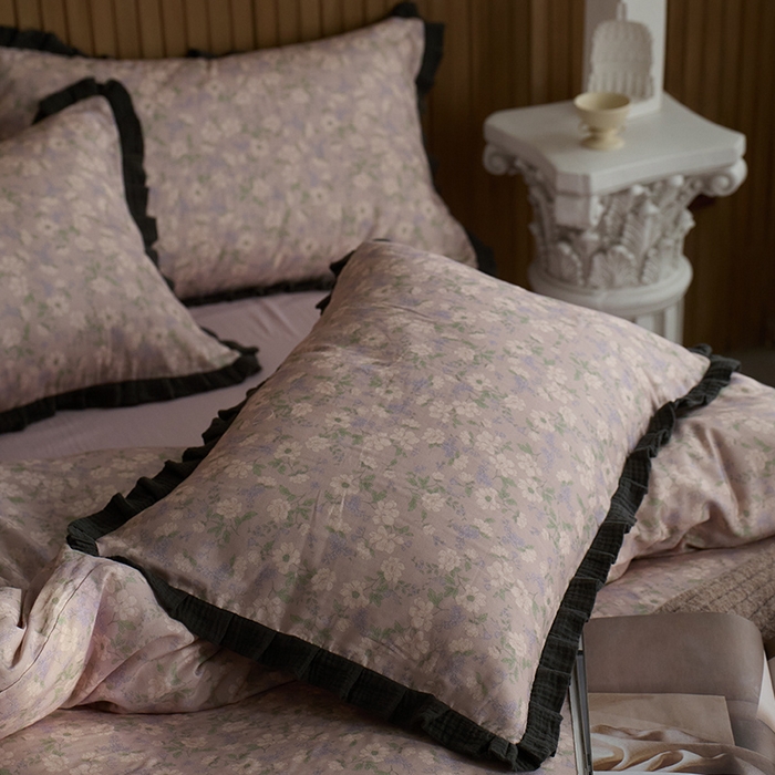 91家纺网 家纺一手货源 找家纺 蓝邻家纺 2025新款全棉纯棉双层纱绉绉花边四件套系列 采薇