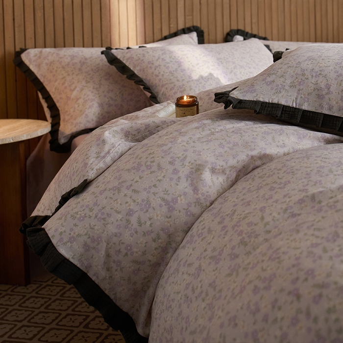 91家纺网 家纺一手货源 找家纺 蓝邻家纺 2025新款全棉纯棉双层纱绉绉花边四件套系列 半亩花田