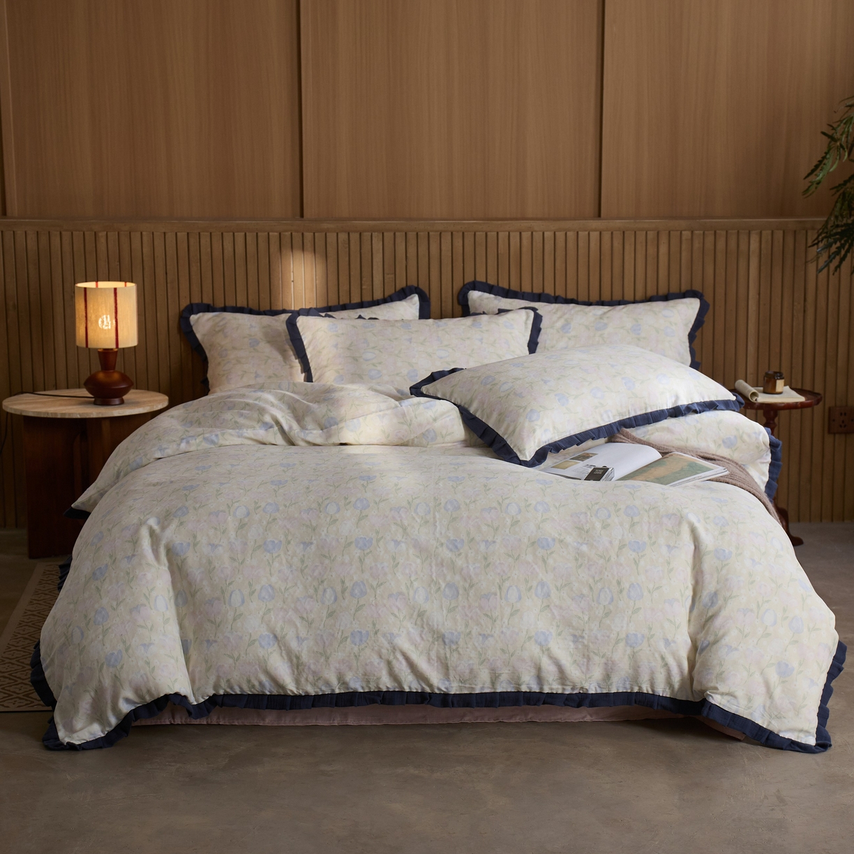 91家纺网 家纺一手货源 找家纺 蓝邻家纺 2025新款全棉纯棉双层纱绉绉花边四件套系列 郁金花海